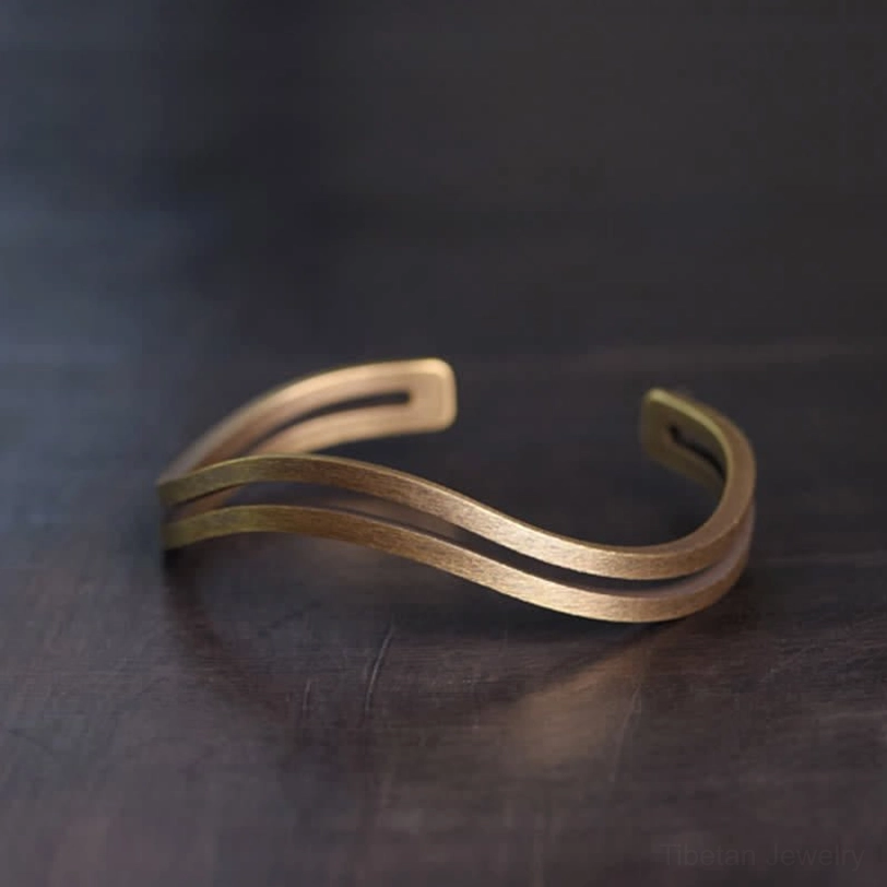 Eco-friendly antique copper bracelet natural environmentally sustainable jewelry material