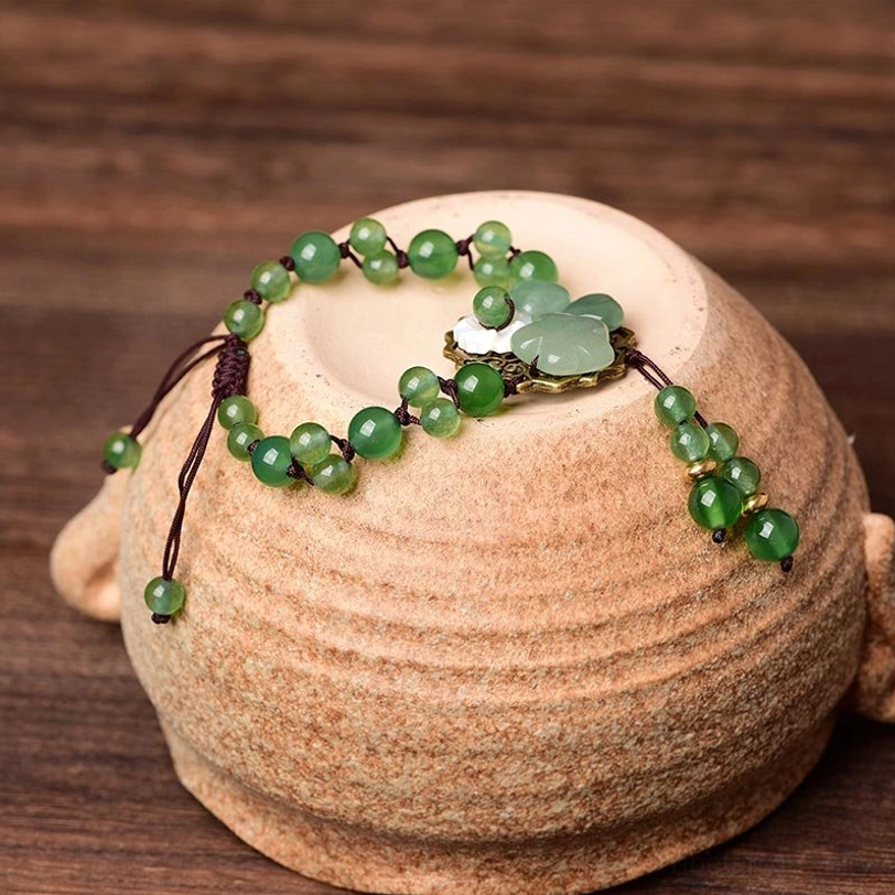 Eco-friendly handmade green jade flower bracelet with sustainable natural gemstones