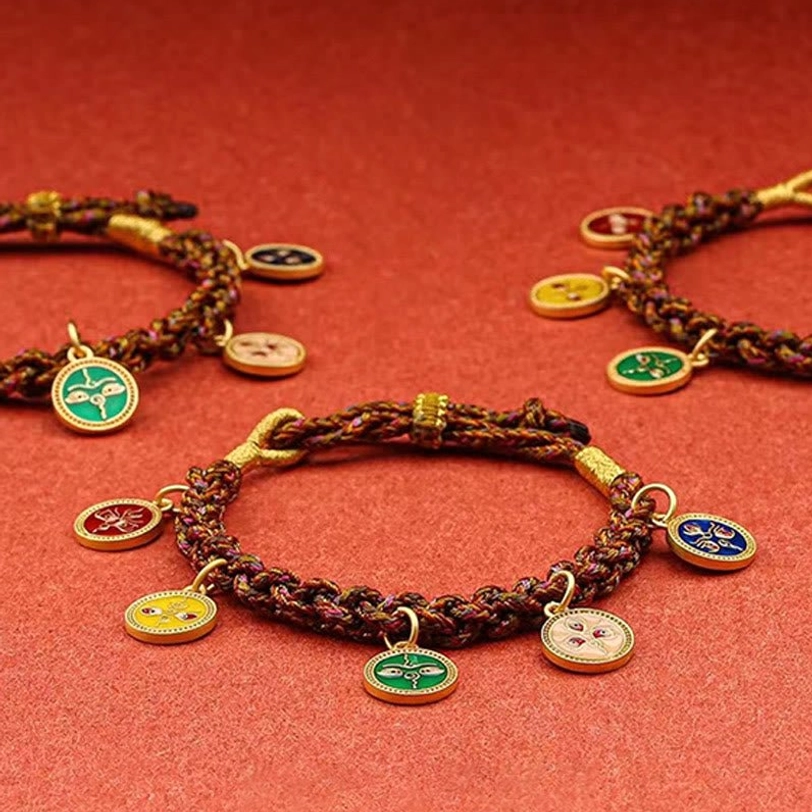 Tibetan Five God of Wealth bracelet gift packaging and presentation