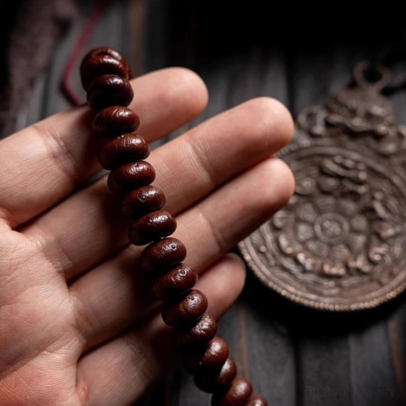 Natural hetian green jade and purple bodhi seed combination in tibetan prayer mala