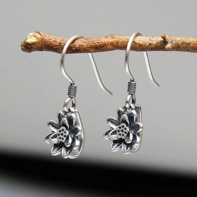 Sterling silver lotus flower earrings size specification display showing 8.4mm x 22.6mm dimensions with measurement guides