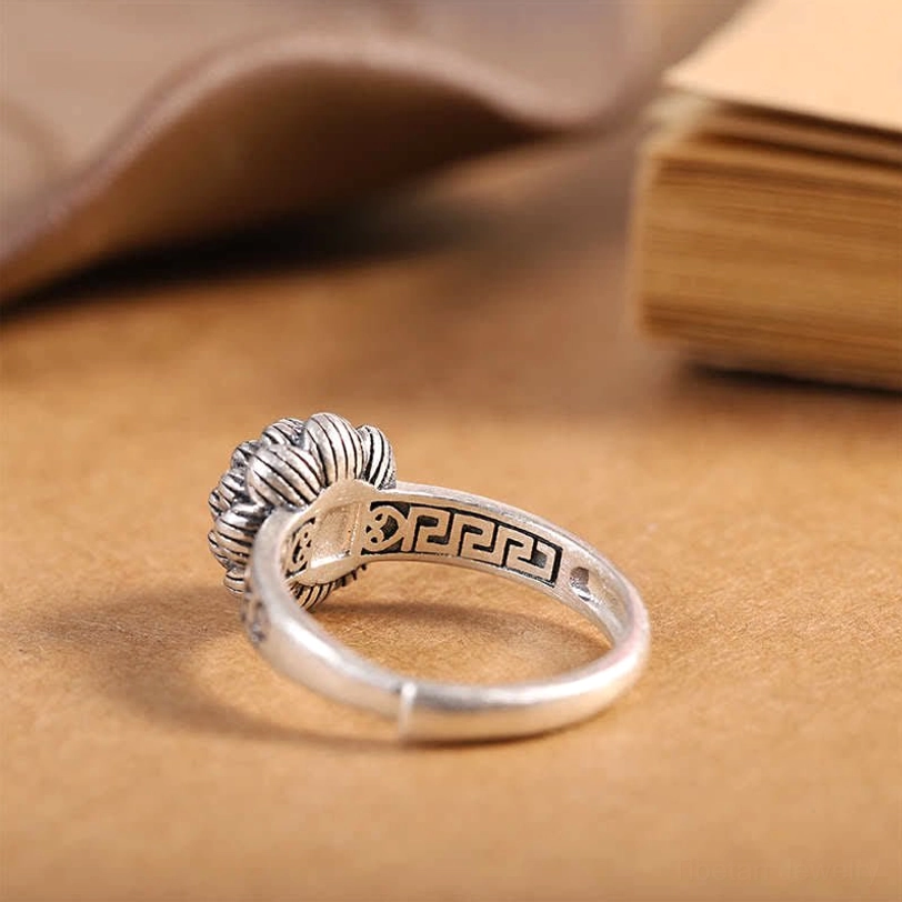 925 sterling silver lotus red agate confidence ring, complete product showcase view