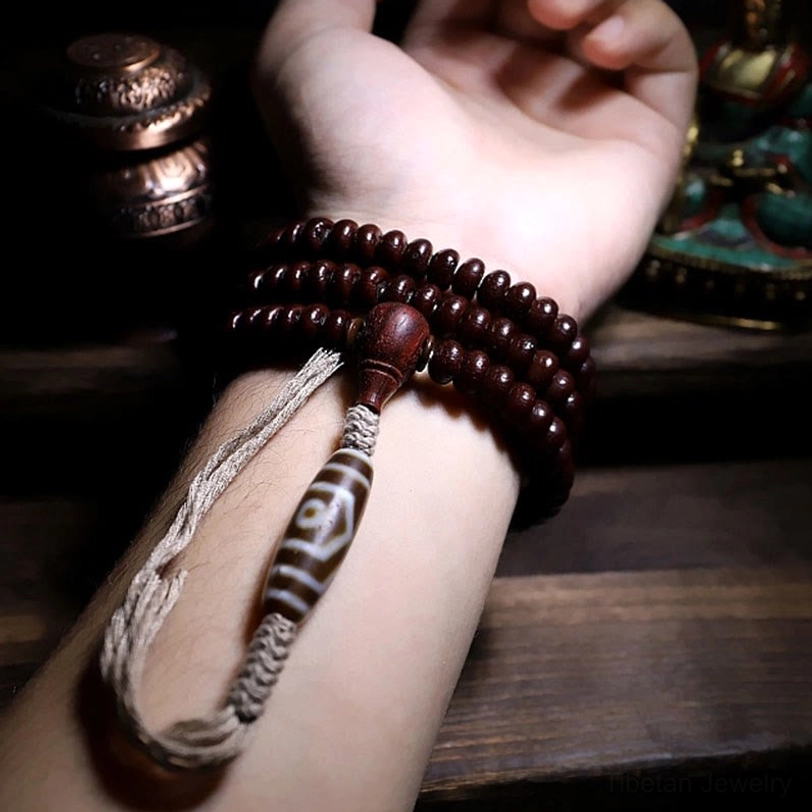 Tibetan 108 mala bracelet with purple bodhi seeds and protective dzi bead arrangement