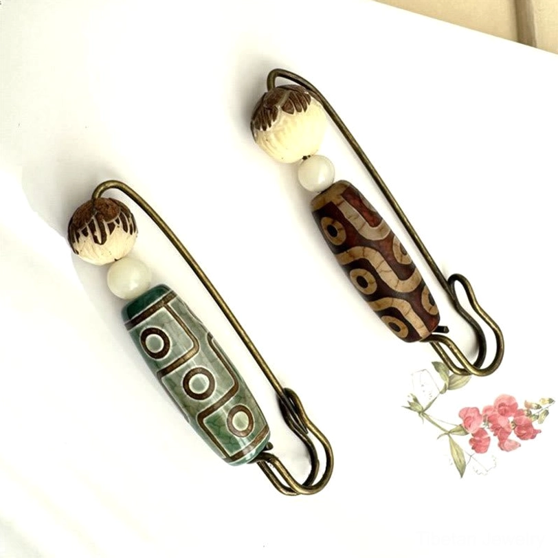 Two-piece nine-eye dzi bead bodhi seed lotus brooches set for layered spiritual protection styling