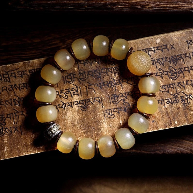 Natural sheep horn Om Mani Padme Hum bracelet with smooth matte beads and Tibetan silver accent