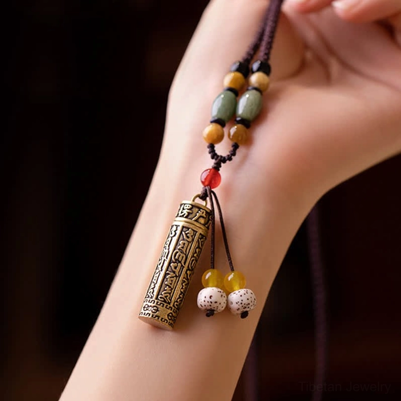 Tibetan Buddhist Om Mani Padme Hum agate necklace with copper elements and natural stone beads for spiritual protection