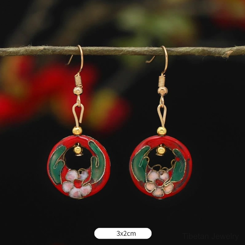 Circle green flower enamel drop earrings 2.9x2.2cm, circular lotus pattern in green, delicate handmade jewelry
