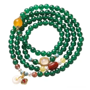 Complete 108-bead Tibetan mala bracelet with green agate stones and decorative gemstone accents