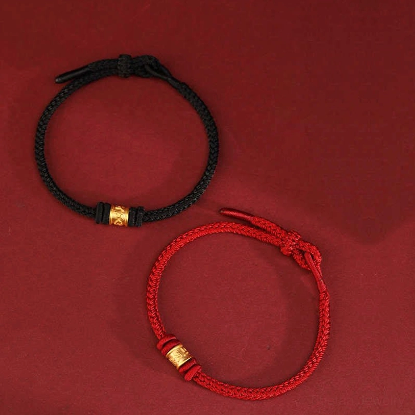 Tibetan om mani padme hum bracelet artisan craftsmanship, premium natural materials showcase