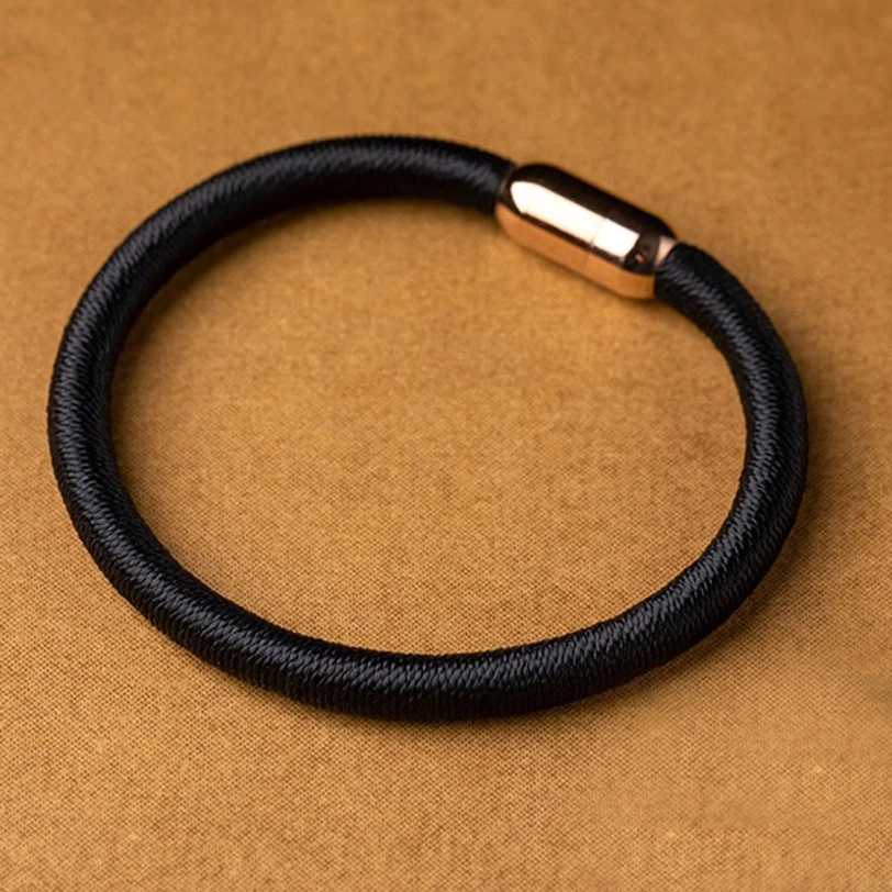 Tibetan handmade protection bracelet featuring sacred Vajra Knot symbol and premium woven cord