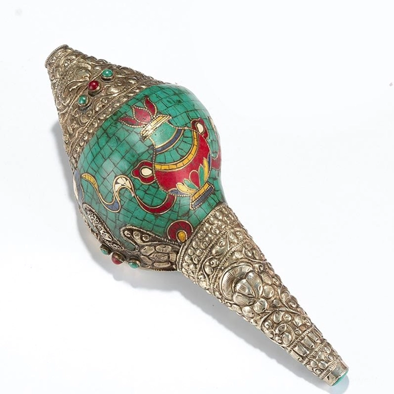 Tibetan shankha conch shell with double dorje and copper filigree showing full craftsmanship and turquoise stone inlay work