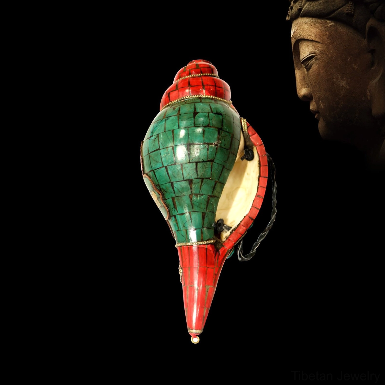 Natural Tibetan shankha conch decoration with plated silver copper and chakra healing properties