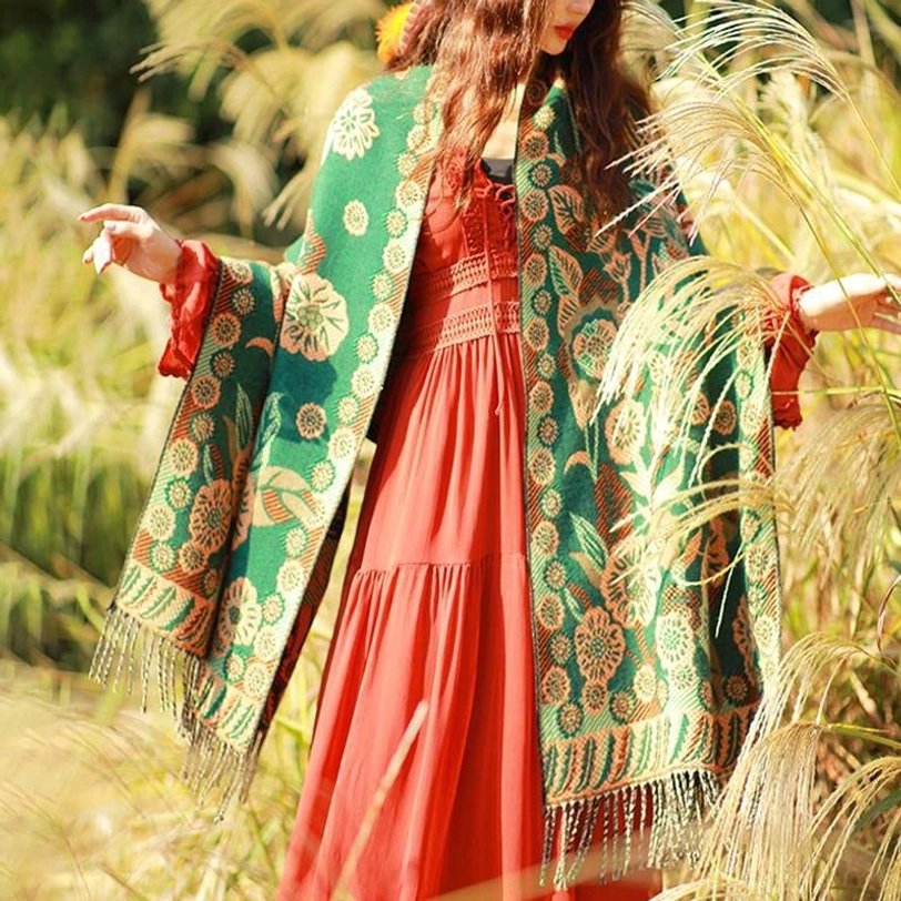 Orchid Tibetan cashmere shawl with premium soft texture and fringe detail