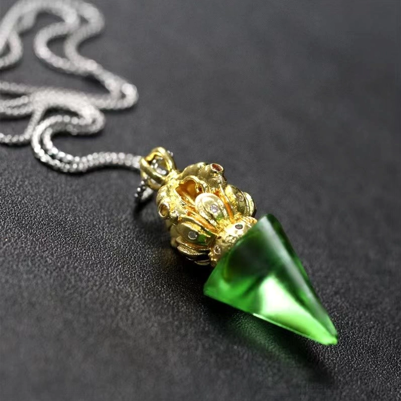 Tibetan Vajra Liuli crystal pendant necklace product image